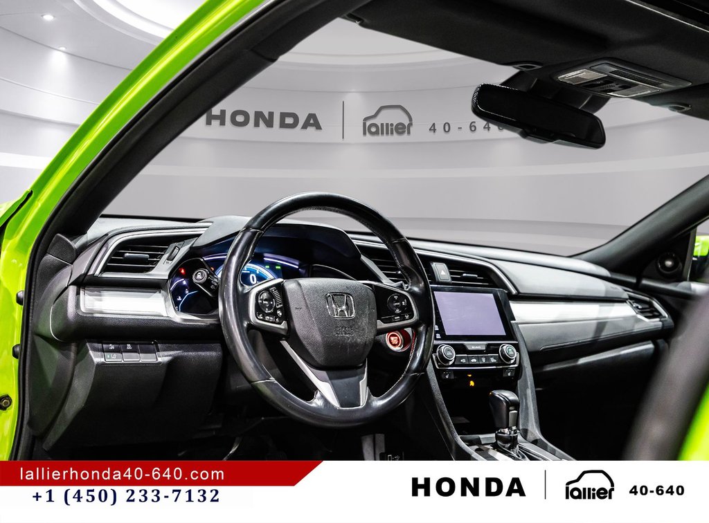 Honda Civic Coupe Touring/TRÈS RARE VERT/14 DOSSIERS ENTRETIENT 2017 à Lachenaie, Québec - 19 - w1024h768px