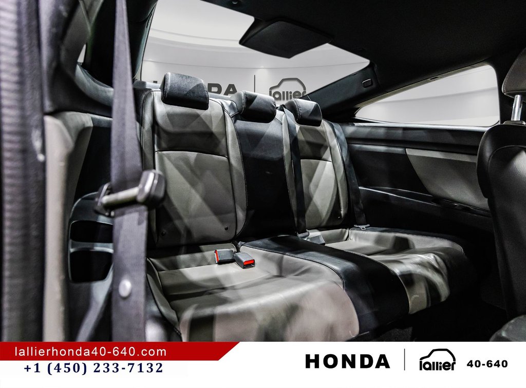 Honda Civic Coupe Touring/TRÈS RARE VERT/14 DOSSIERS ENTRETIENT 2017 à Lachenaie, Québec - 17 - w1024h768px