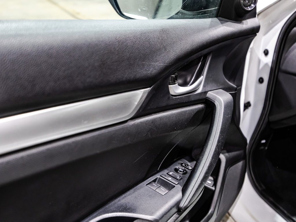 2020 Honda Civic Coupe LX in , Quebec - 11 - w1024h768px