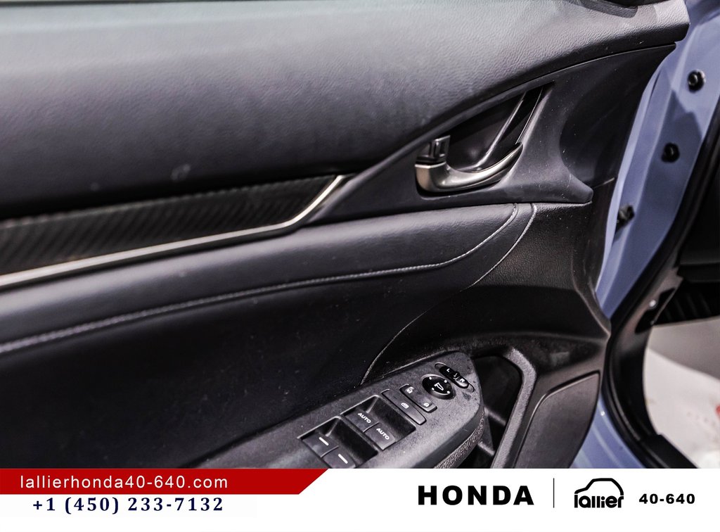 2017 Honda Civic Hatchback Sport Touring in Montréal, Quebec - 12 - w1024h768px