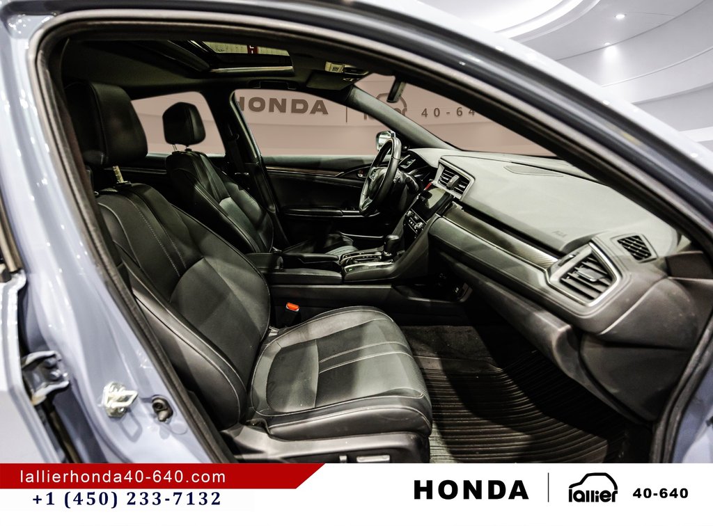 2017 Honda Civic Hatchback Sport Touring in Montréal, Quebec - 18 - w1024h768px
