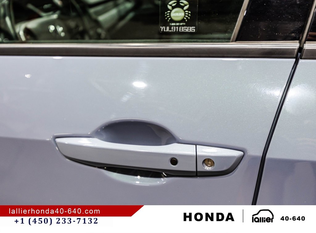 2017 Honda Civic Hatchback Sport Touring in Montréal, Quebec - 11 - w1024h768px