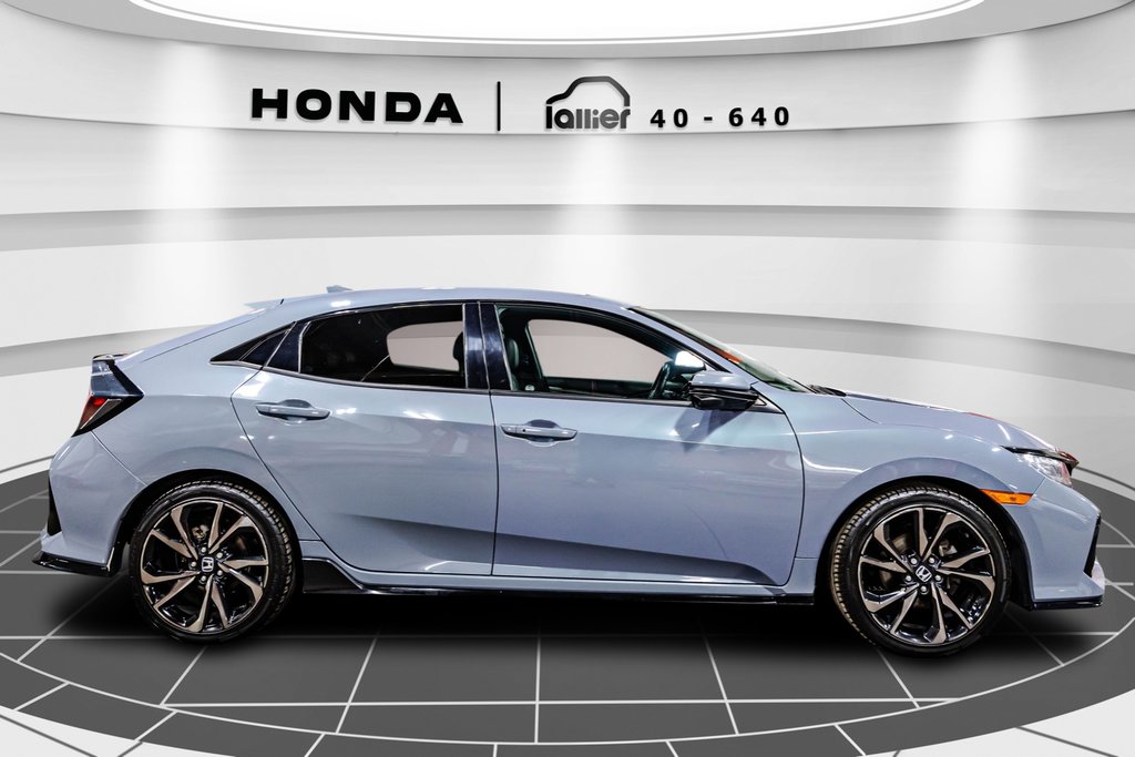 2019  Civic Hatchback Sport Touring in , Quebec - 8 - w1024h768px