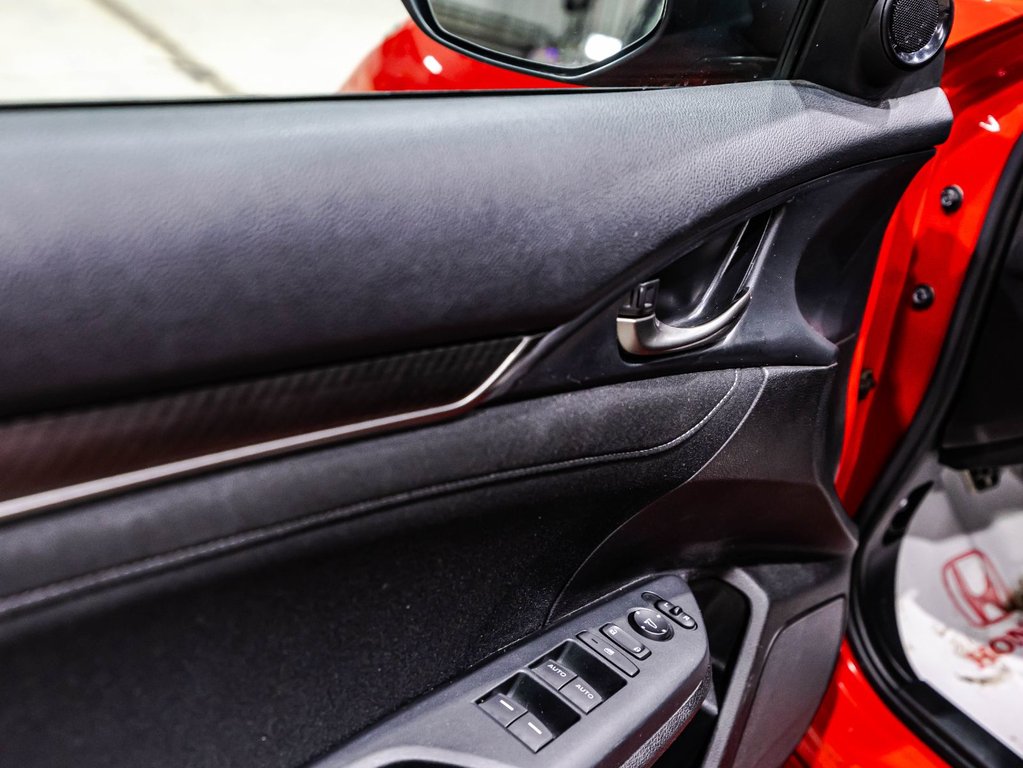 Honda Civic Hatchback Sport 2019 à , Québec - 12 - w1024h768px