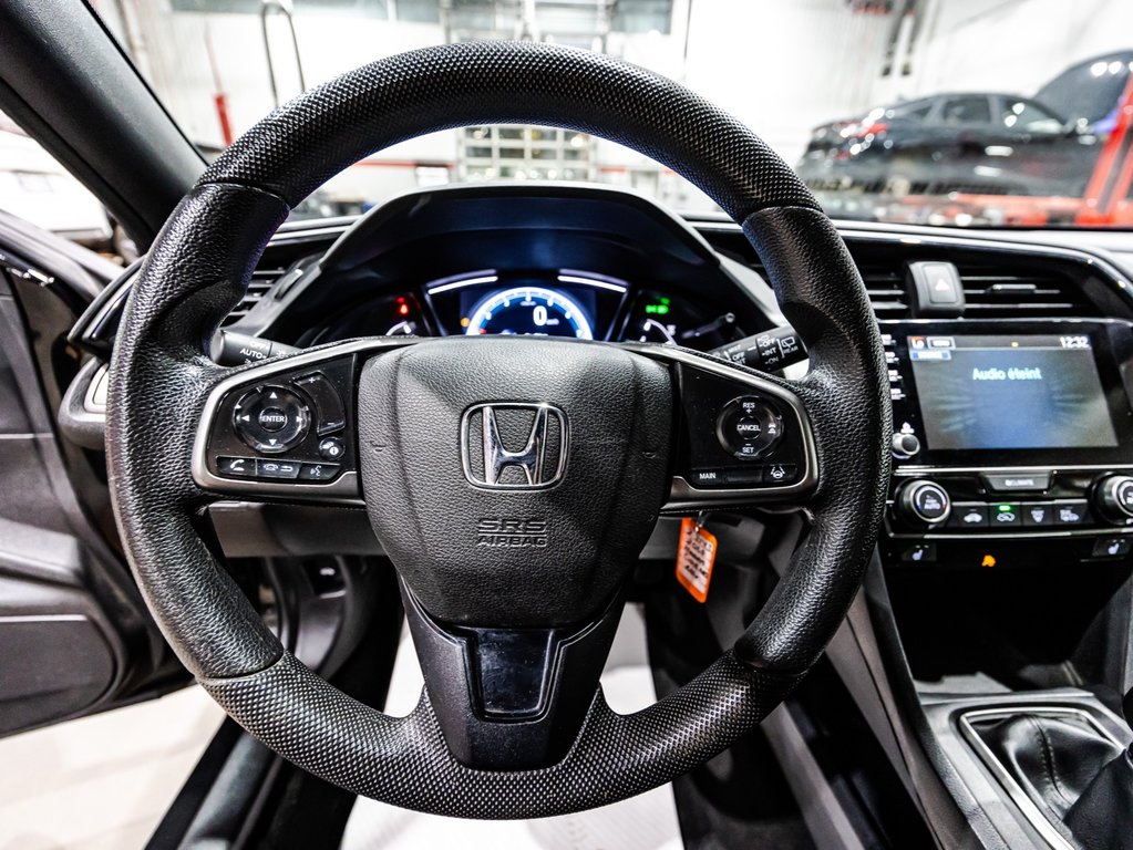 Honda Civic Hatchback LX 2020 à , Québec - 21 - w1024h768px