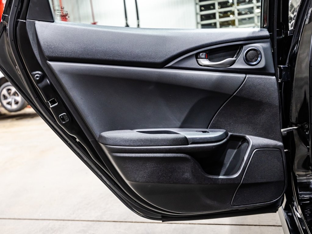 Honda Civic Hatchback LX 2020 à , Québec - 12 - w1024h768px