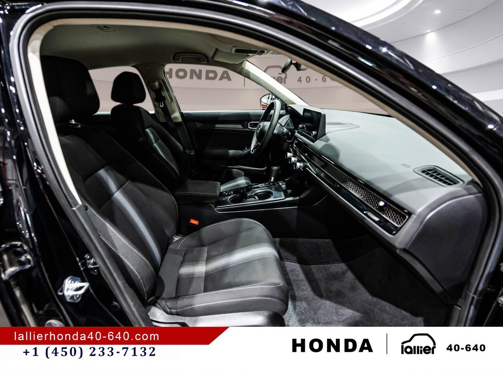 Honda Civic Hatchback LX 2022 à Lachenaie, Québec - 17 - w1024h768px