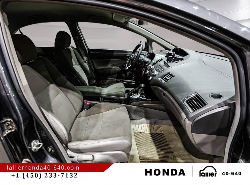 2010 Honda Civic Sdn DX-G in Lachenaie, Quebec - 17 - w1024h768px
