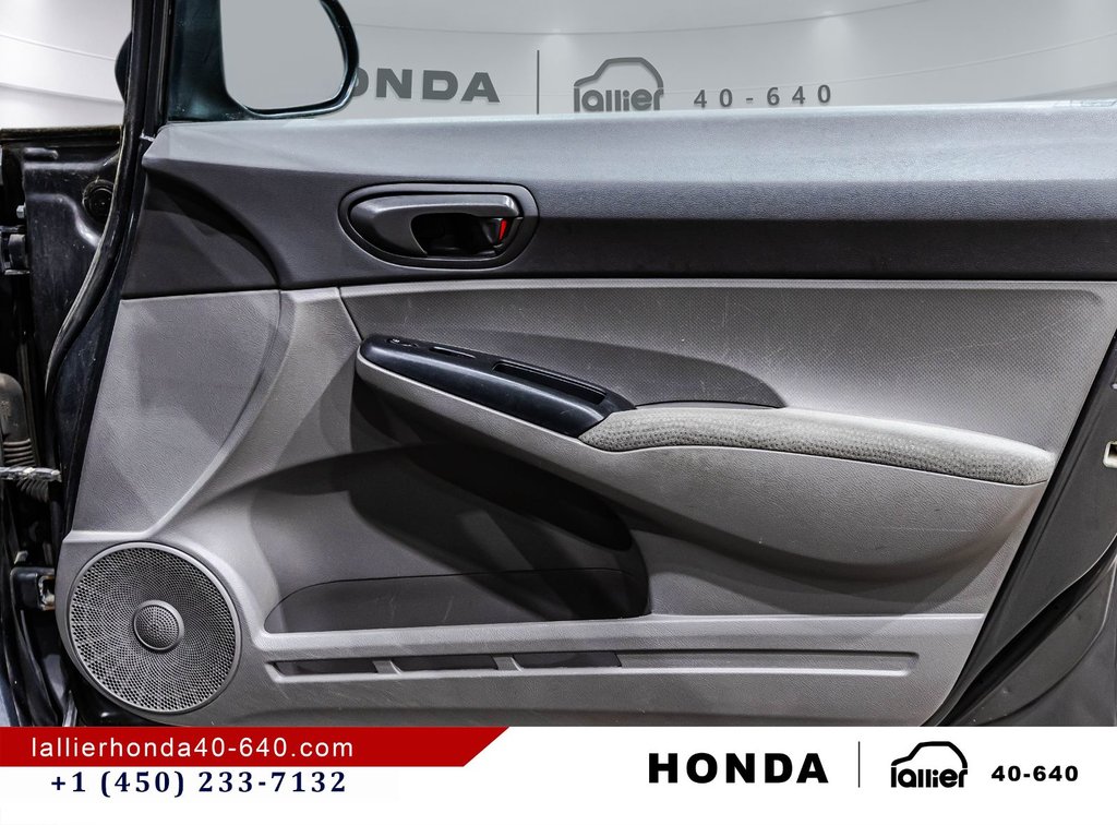 2010 Honda Civic Sdn DX-G in Lachenaie, Quebec - 16 - w1024h768px