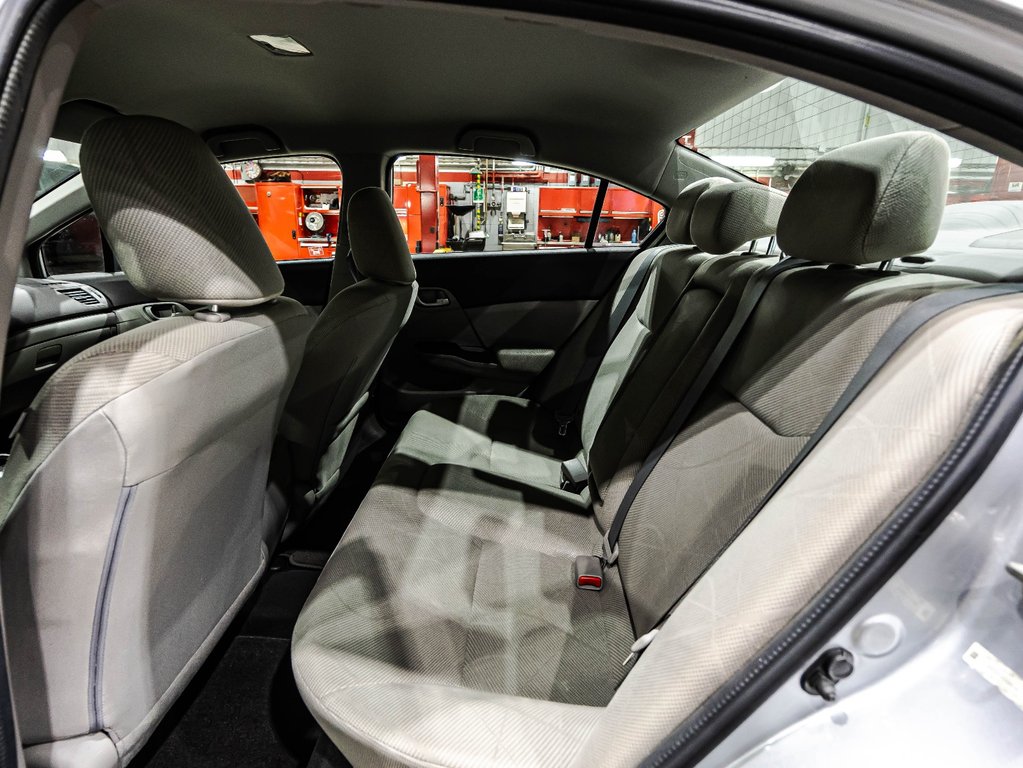 Honda Civic Sdn LX 2012 à Lachenaie, Québec - 13 - w1024h768px