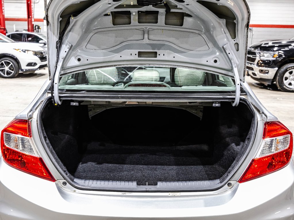 Honda Civic Sdn LX 2012 à Lachenaie, Québec - 15 - w1024h768px
