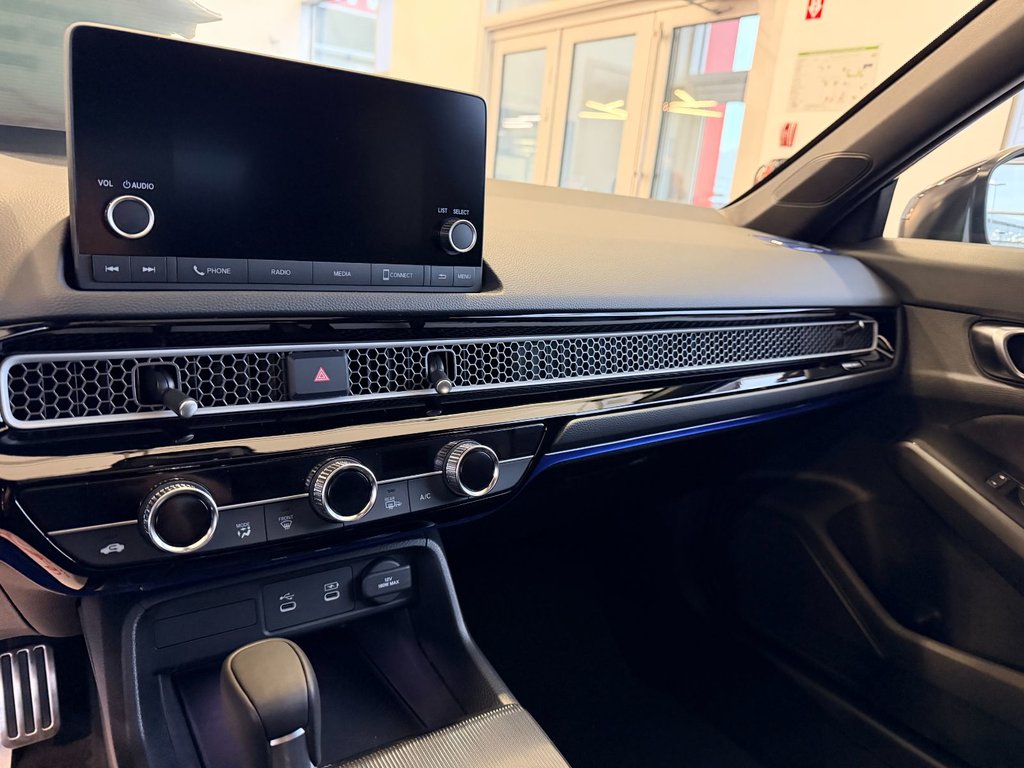 2026 Honda Civic Sedan Hybrid L'HYBRIDE QUI NE FAIT AUCUN COMPROMIS SUR LE SPORT in , Quebec - 10 - w1024h768px