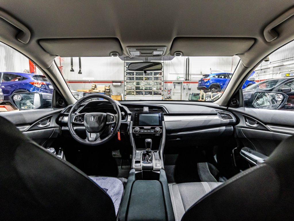 Honda Civic Sedan LX 2016 à , Québec - 14 - w1024h768px