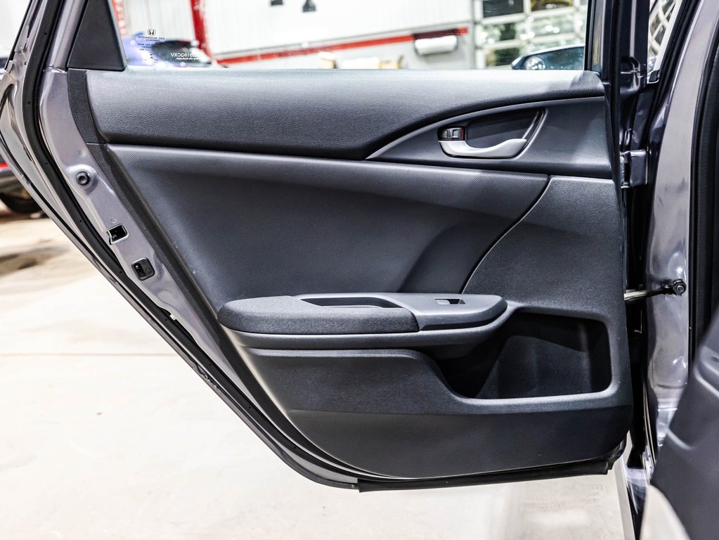 Honda Civic Sedan LX 2016 à , Québec - 12 - w1024h768px