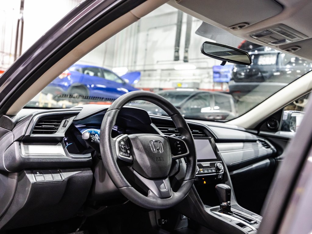 Honda Civic Sedan LX 2016 à , Québec - 19 - w1024h768px