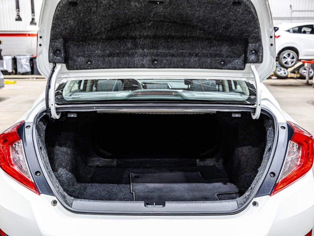Honda Civic Sedan EX 2017 à , Québec - 16 - w1024h768px