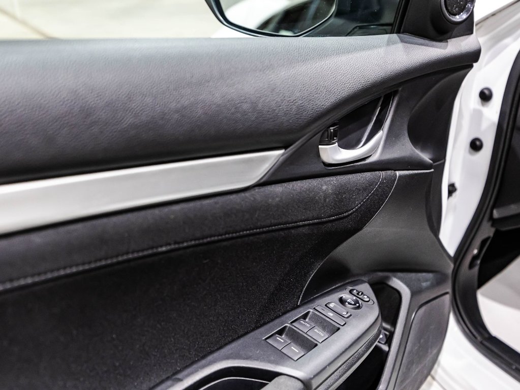 Honda Civic Sedan EX 2017 à , Québec - 12 - w1024h768px