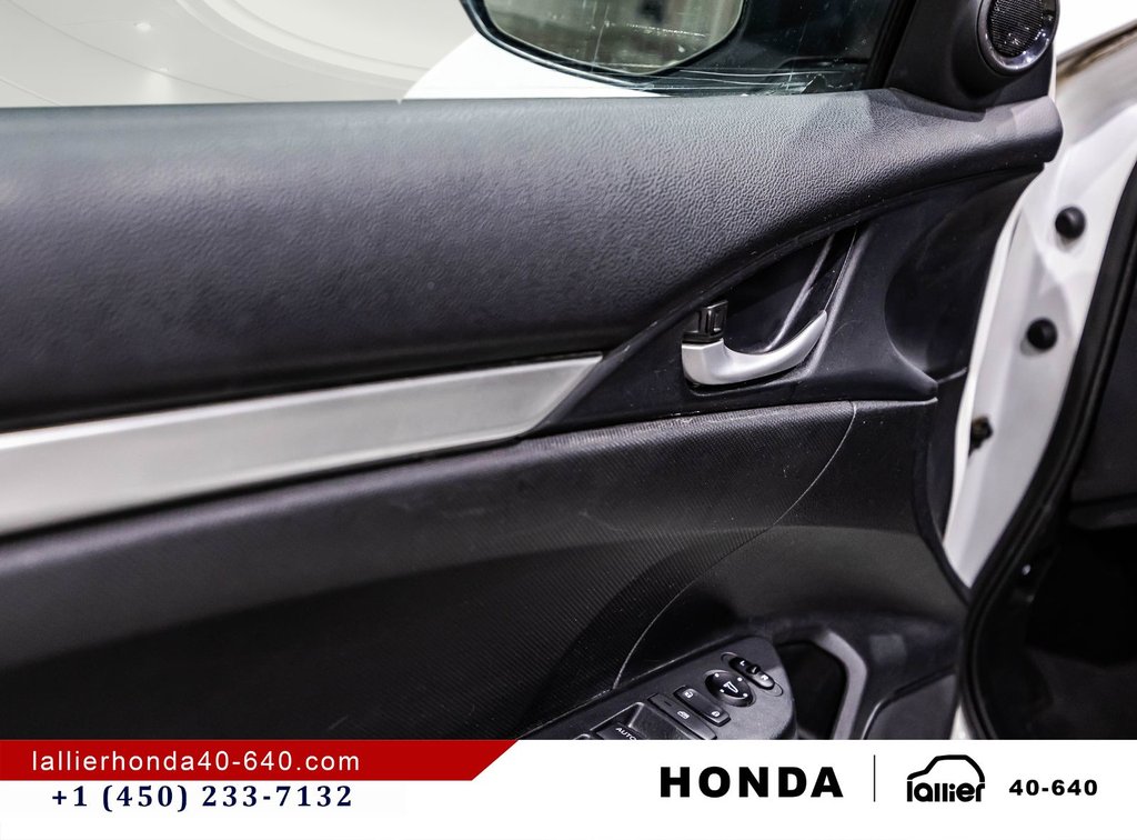 Honda Civic Sedan LX 2017 à Montréal, Québec - 11 - w1024h768px