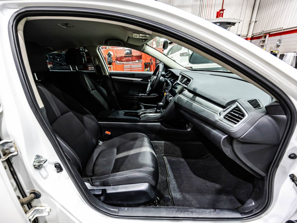 Honda Civic Sedan LX 2017 à Montréal, Québec - 17 - w1024h768px