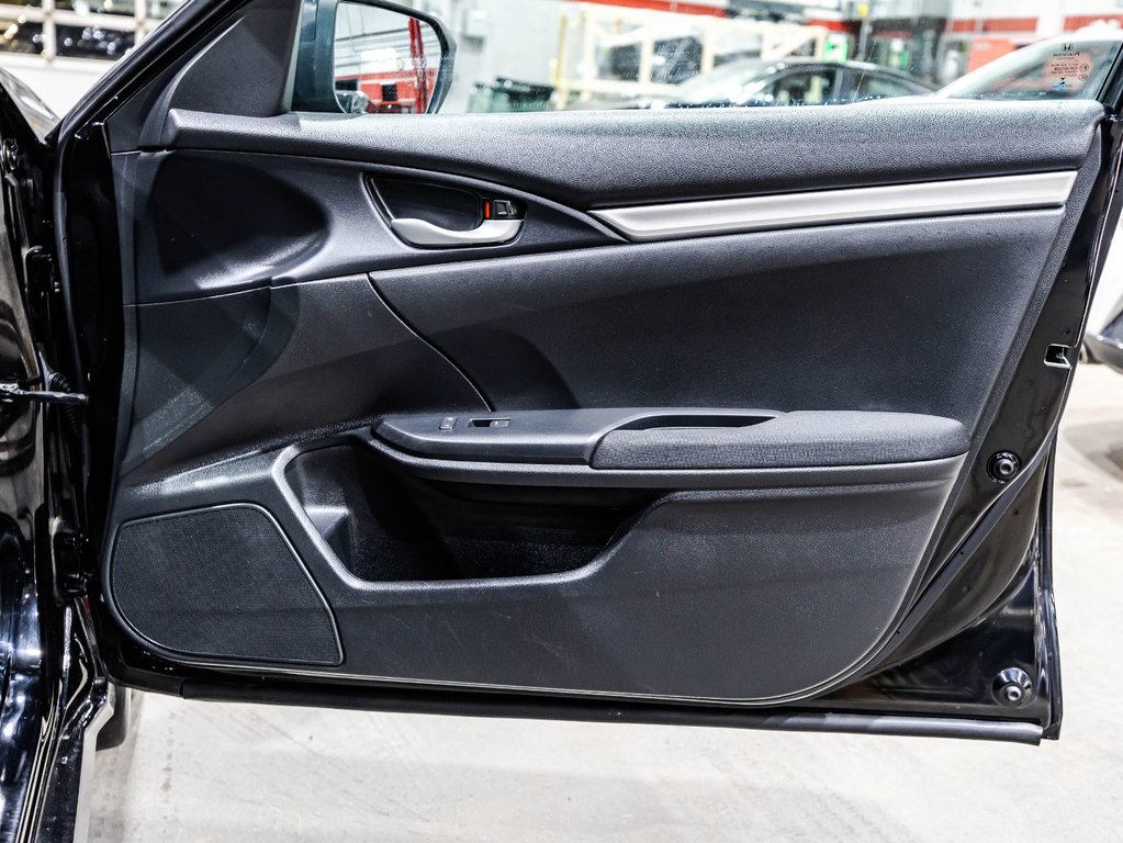 Honda Civic Sedan DX 2018 à Lachenaie, Québec - 16 - w1024h768px