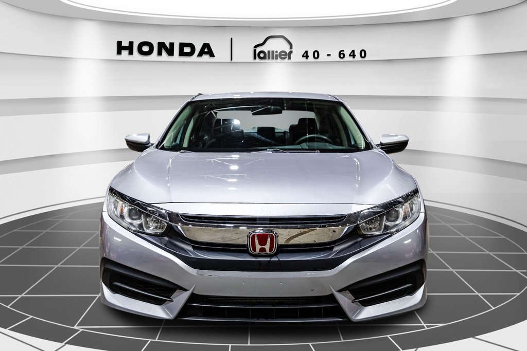 Honda Civic Sedan LX 2018 à , Québec - 2 - w1024h768px
