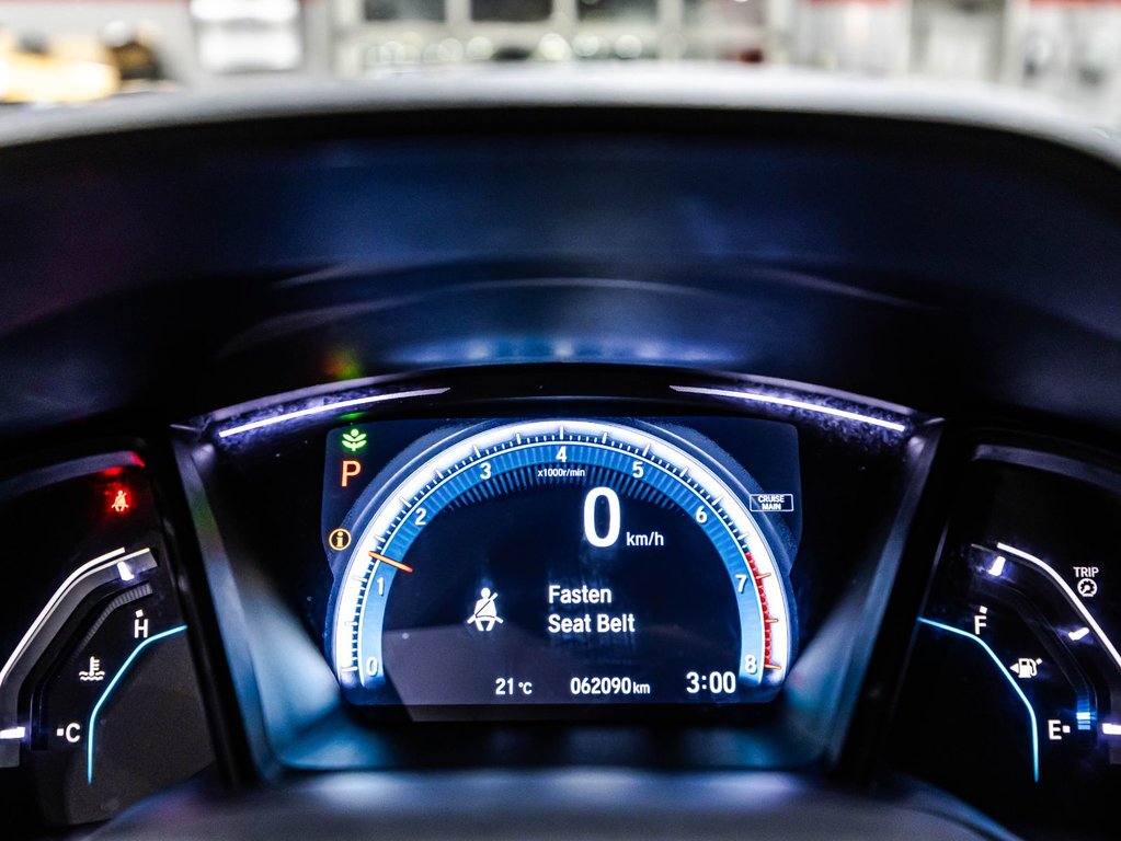 Honda Civic Sedan LX 2018 à , Québec - 22 - w1024h768px