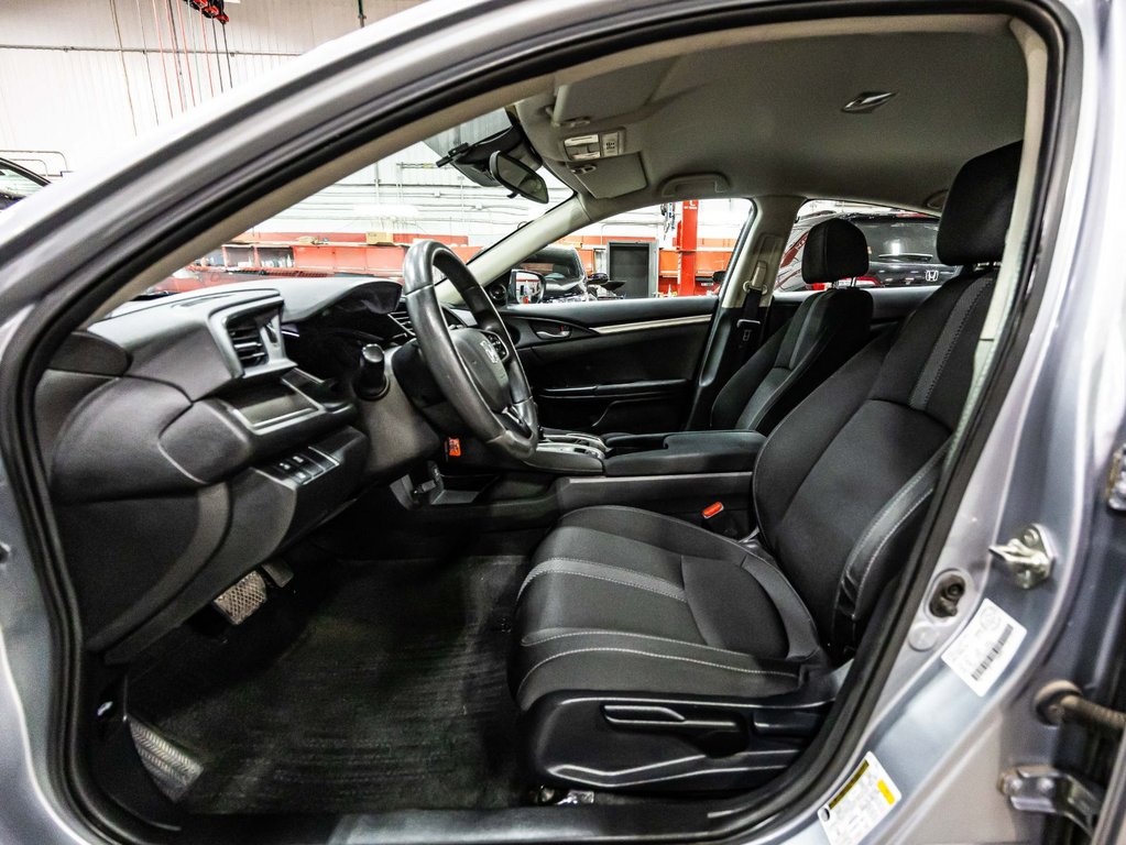2019  Civic Sedan LX in Montreal, Quebec - 18 - w1024h768px