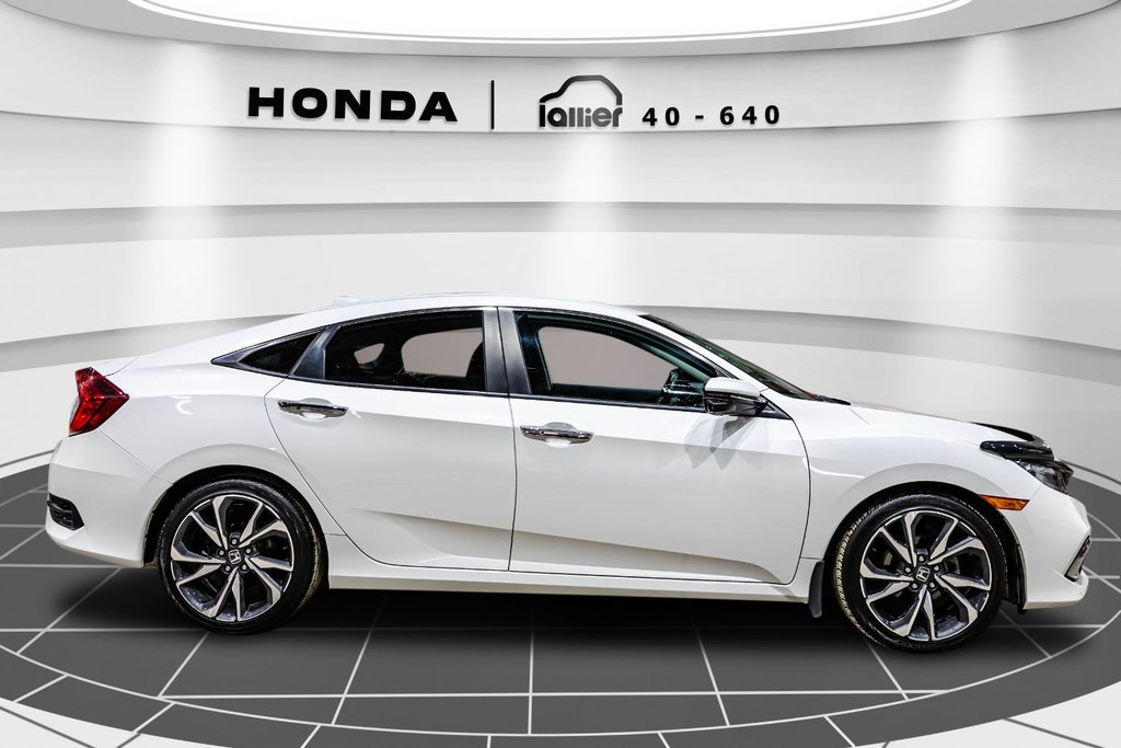 2019 Honda Civic Sedan Touring in Lachenaie, Quebec - 8 - w1024h768px