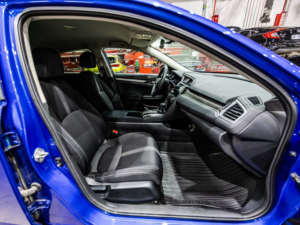 Honda Civic Sedan LX 2019 à , Québec - 17 - w1024h768px