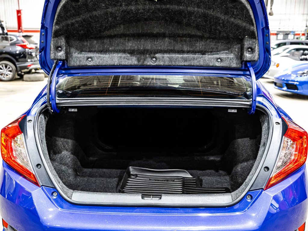 Honda Civic Sedan LX 2019 à , Québec - 15 - w1024h768px