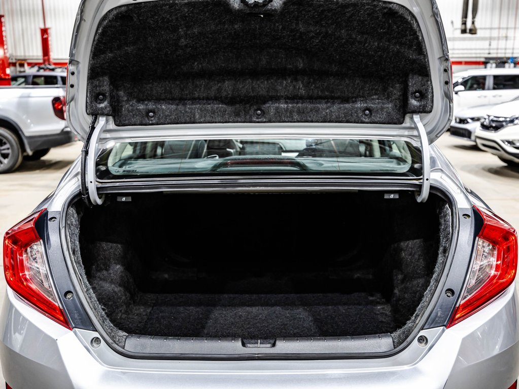 Honda Civic Sedan LX 2019 à , Québec - 15 - w1024h768px