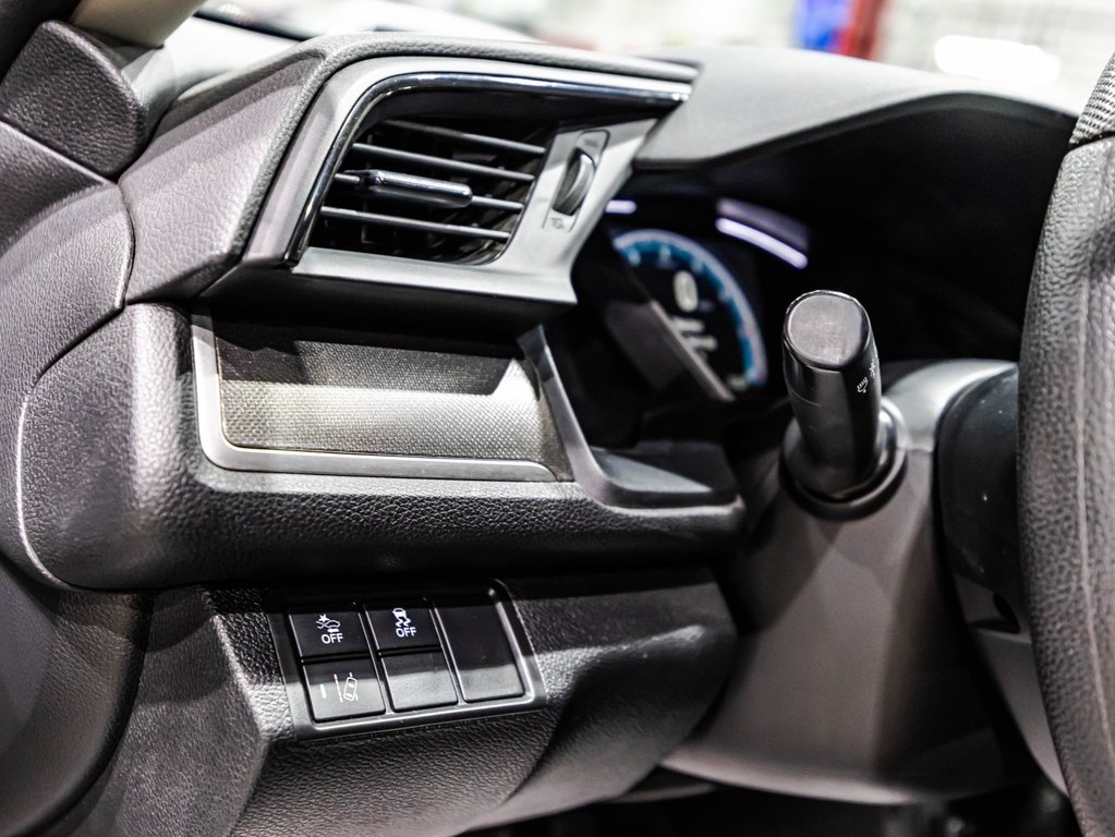 Honda Civic Sedan LX 2019 à , Québec - 20 - w1024h768px