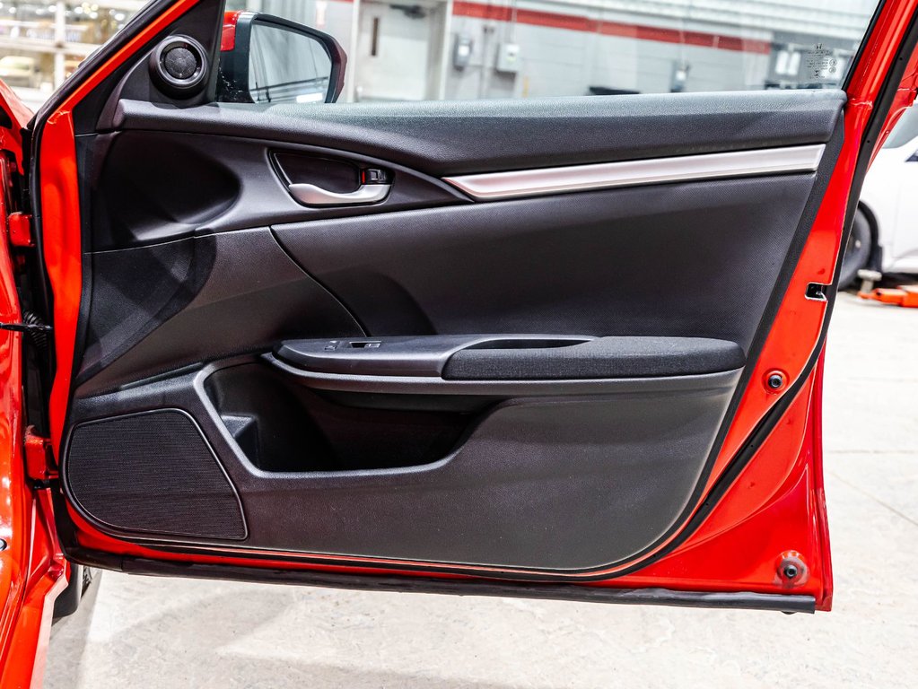 Honda Civic Sedan LX 2019 à , Québec - 16 - w1024h768px
