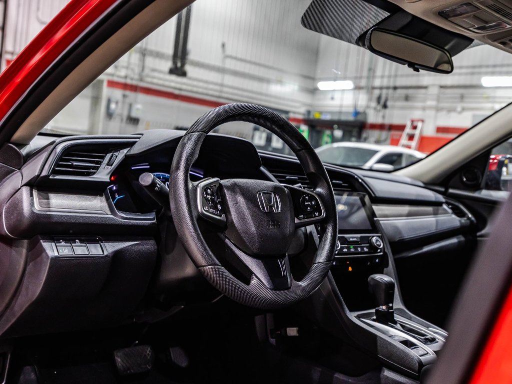 Honda Civic Sedan LX 2019 à , Québec - 19 - w1024h768px