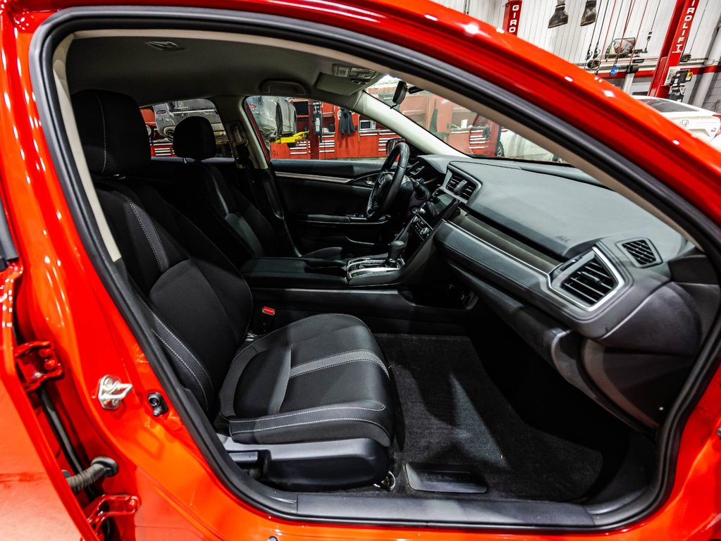 Honda Civic Sedan LX 2019 à , Québec - 17 - w1024h768px