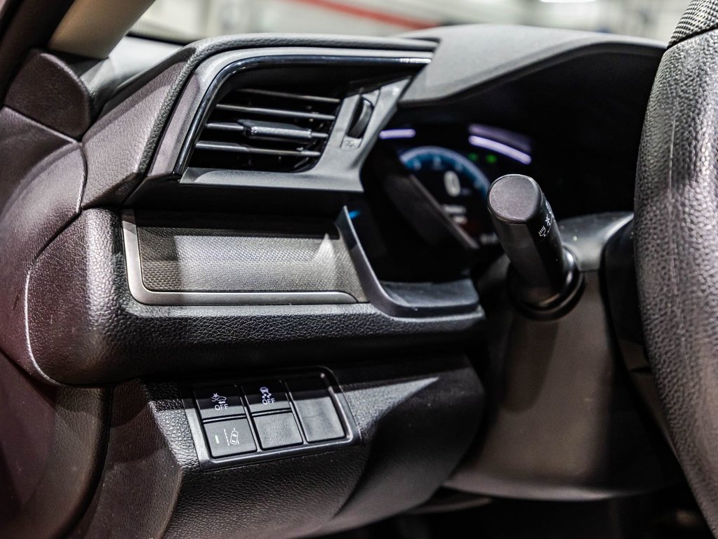 Honda Civic Sedan LX 2019 à , Québec - 20 - w1024h768px