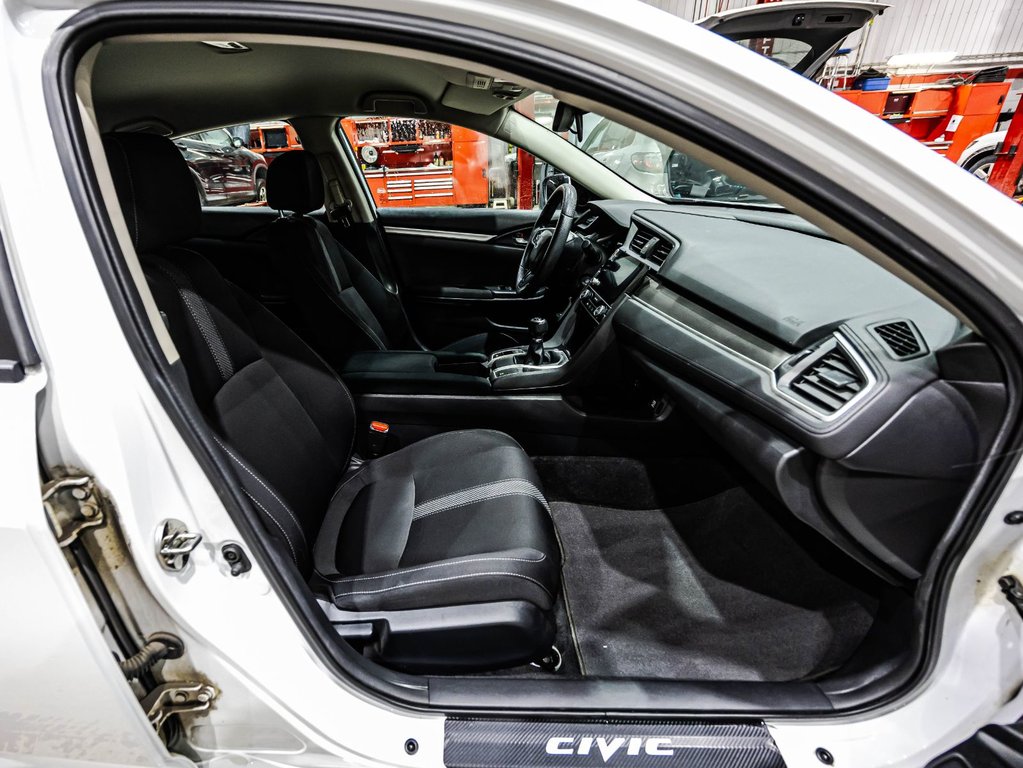 Honda Civic Sedan LX 2019 à Lachenaie, Québec - 17 - w1024h768px
