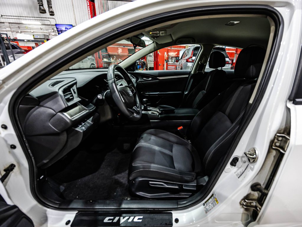 Honda Civic Sedan LX 2019 à Lachenaie, Québec - 18 - w1024h768px