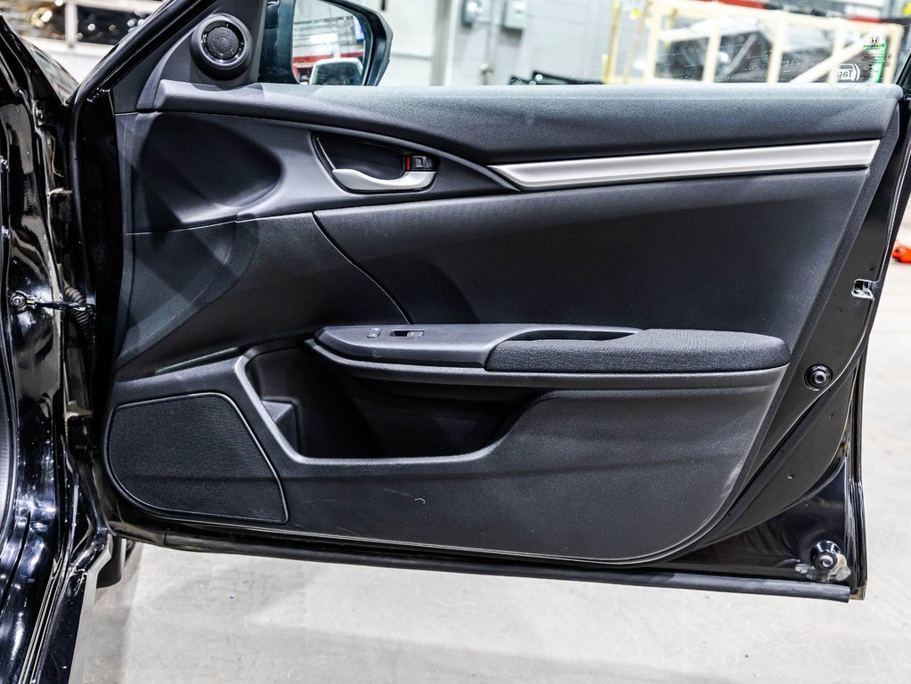 Honda Civic Sedan LX 2020 à Lachenaie, Québec - 16 - w1024h768px