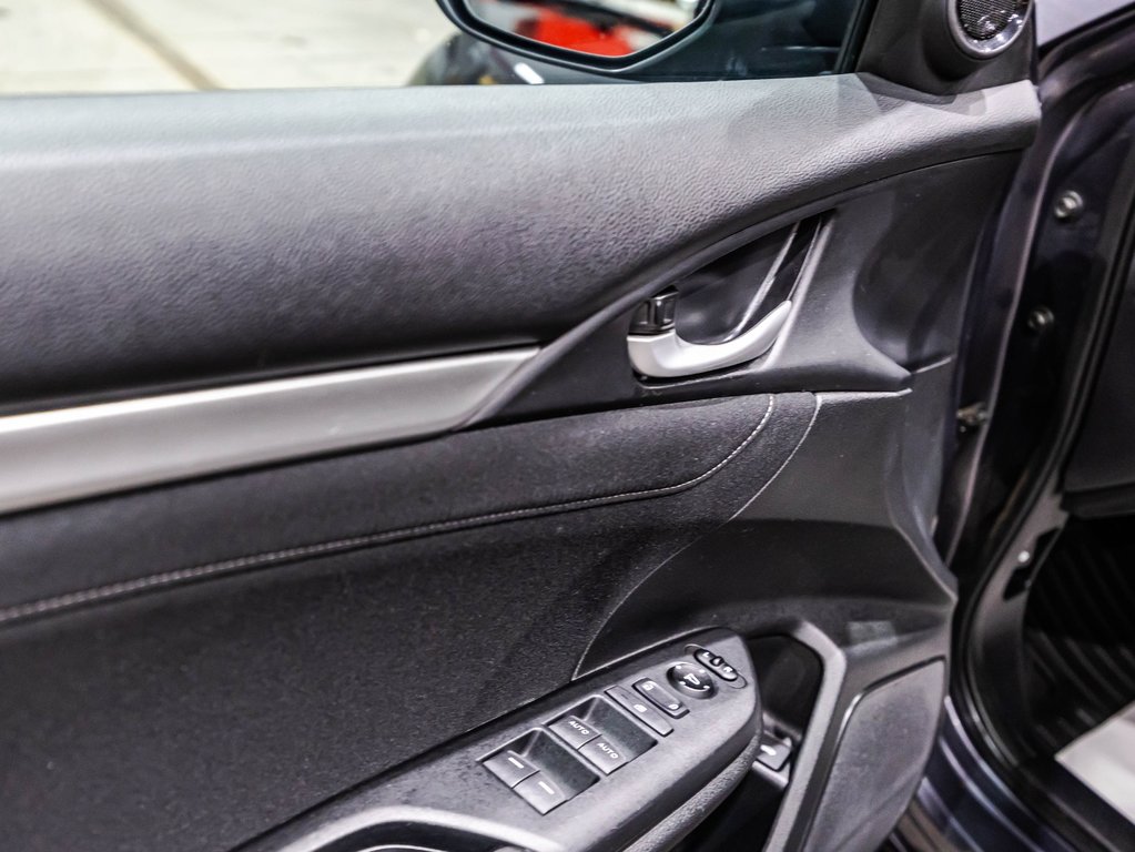 Honda Civic Sedan  2020 à , Québec - 12 - w1024h768px