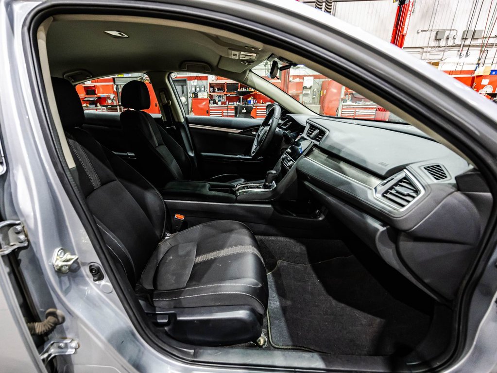 Honda Civic Sedan LX 2020 à , Québec - 17 - w1024h768px