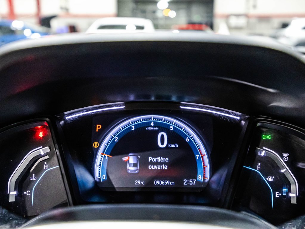 Honda Civic Sedan LX 2020 à , Québec - 22 - w1024h768px