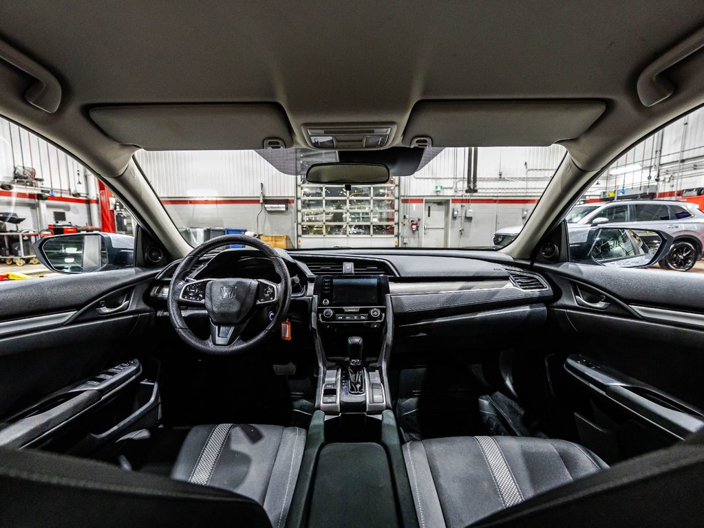 Honda Civic Sedan LX 2020 à , Québec - 14 - w1024h768px