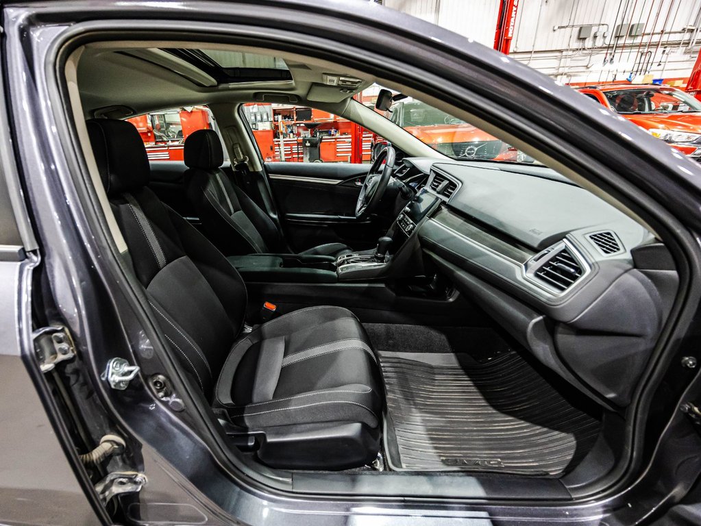 Honda Civic Sedan EX 2021 à , Québec - 18 - w1024h768px