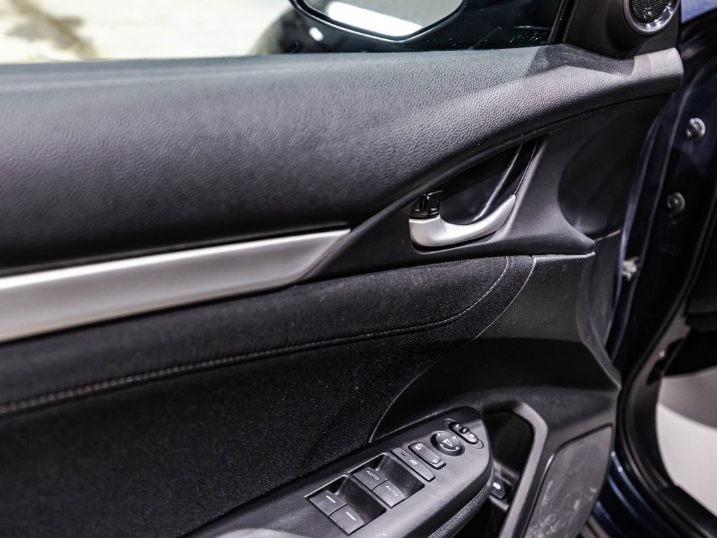 Honda Civic Sedan EX 2021 à , Québec - 12 - w1024h768px