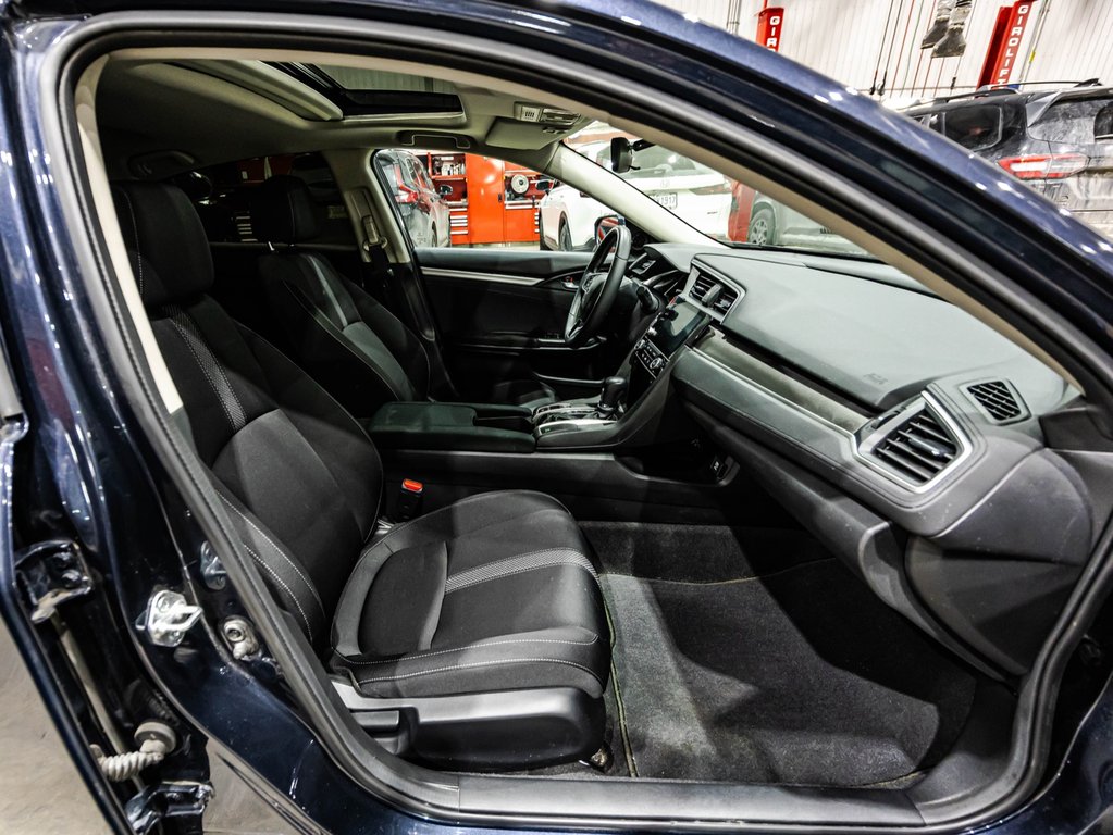 Honda Civic Sedan EX 2021 à , Québec - 18 - w1024h768px