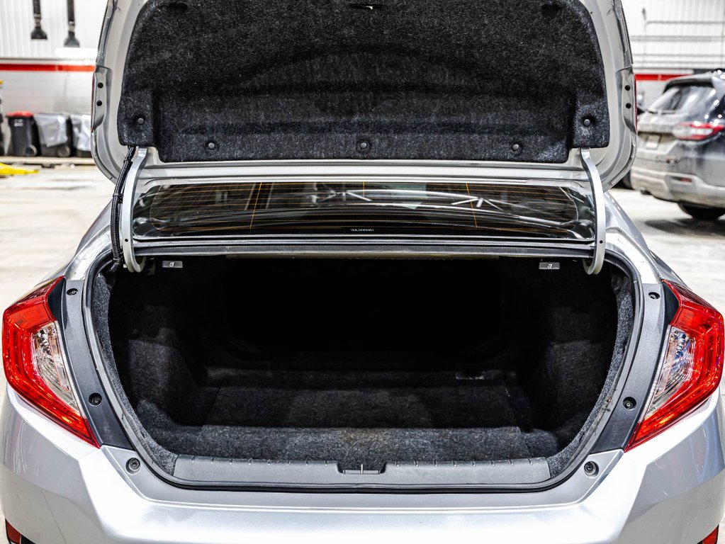 Honda Civic Sedan LX 2021 à , Québec - 15 - w1024h768px