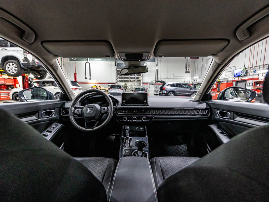 2022  Civic Sedan LX in Montreal, Quebec - 14 - w1024h768px