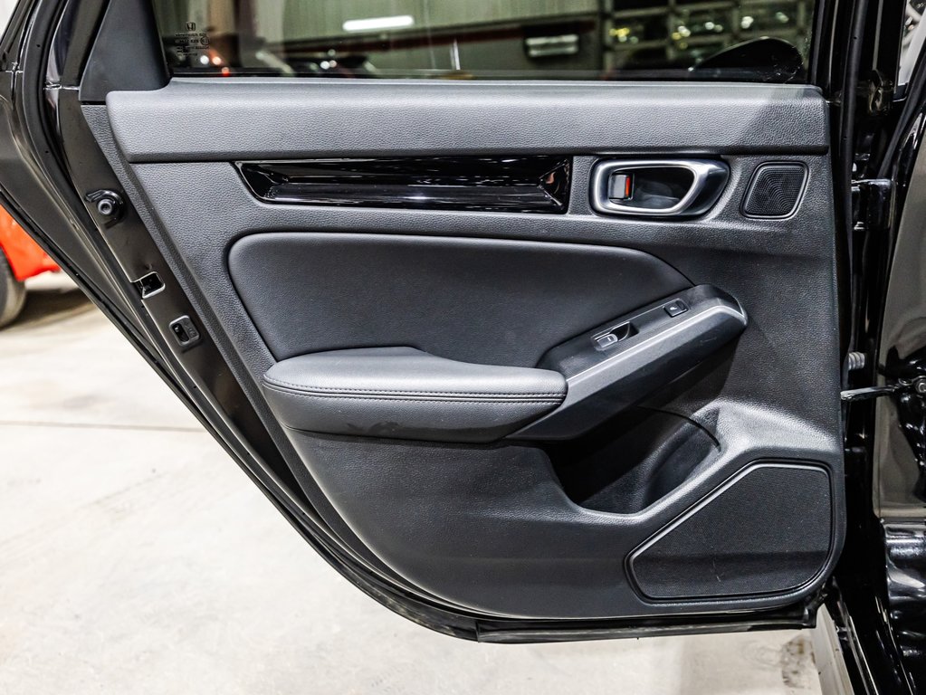 Honda Civic Sedan Touring 2022 à , Québec - 13 - w1024h768px