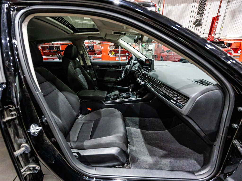 Honda Civic Sedan EX 2022 à , Québec - 17 - w1024h768px